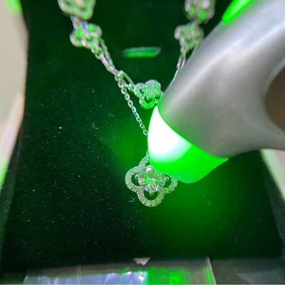 Moissanite Diamond Necklace, Bracelet, and Earrings, Clover Set. - Picture 3 of 16